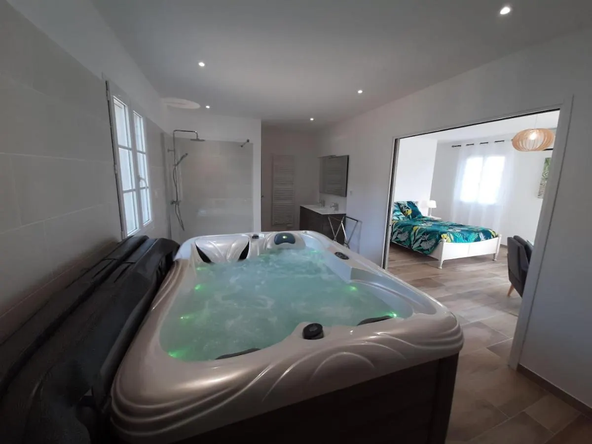 Villa Marguerite Piscine Et Spa Prives Mirabel  0*, Mirabel (Ardeche) France